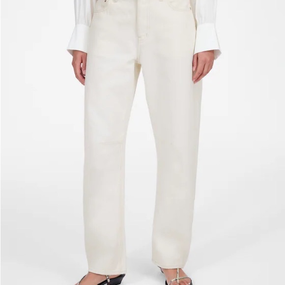 The Darted Barrel-Leg Jean - Picture 2 of 7